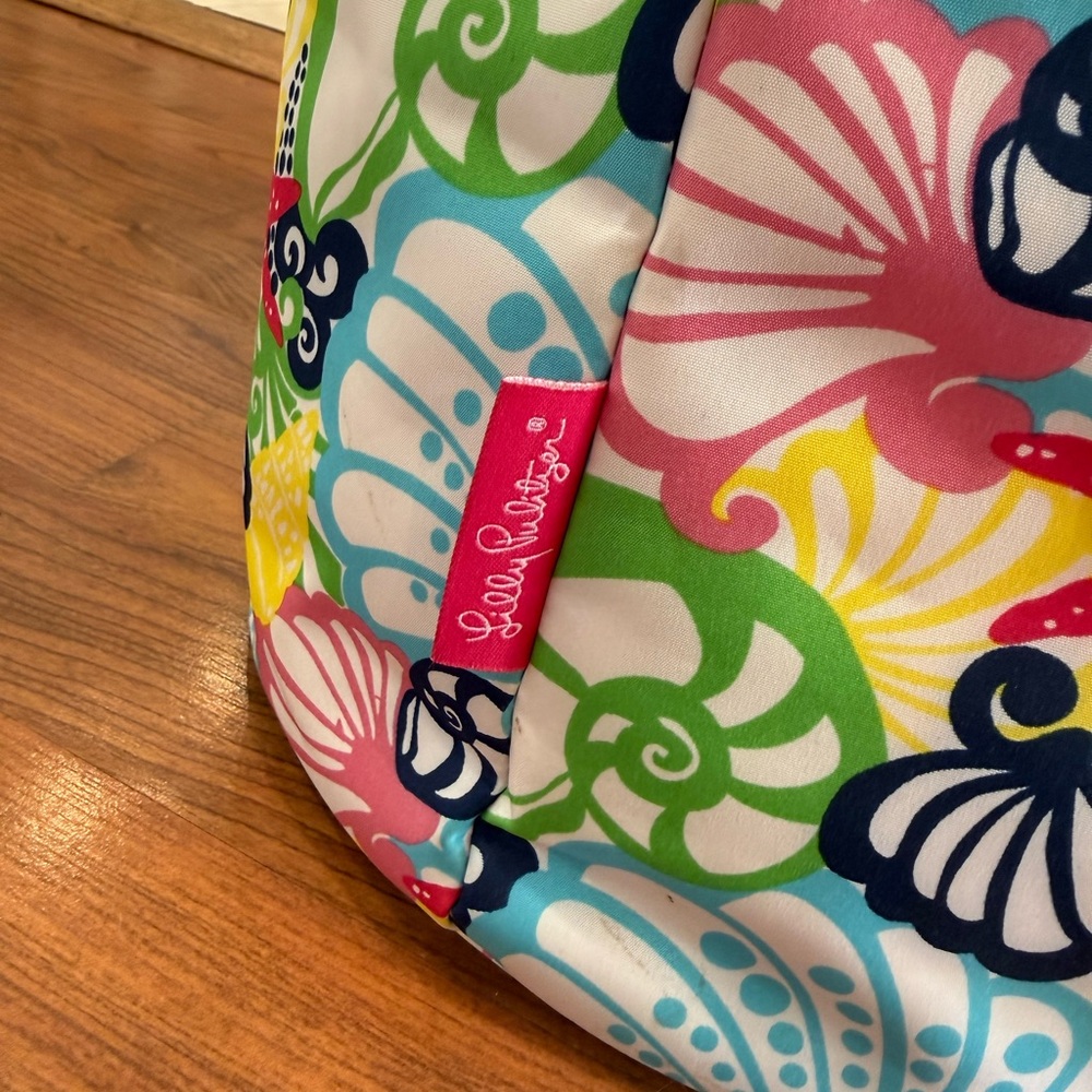 Lilly Pulitzer Beach Patterned Insulated Beverage… - image 3